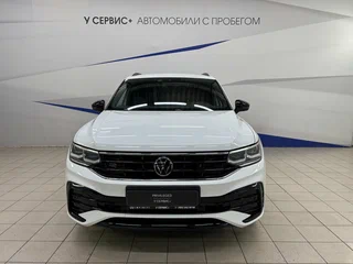 2021 Volkswagen Tiguan II Рестайлинг, белый, 4080000 рублей, вид 4