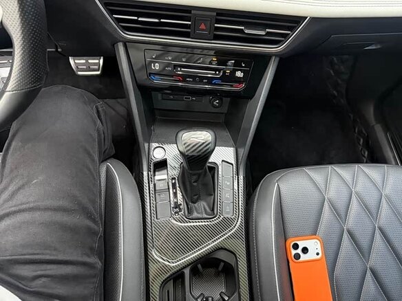 2022 Volkswagen Tiguan II Рестайлинг, чёрный, 2550111 рублей - вид 8