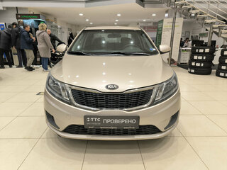 2013 Kia Rio III, бежевый, 630000 рублей, вид 2