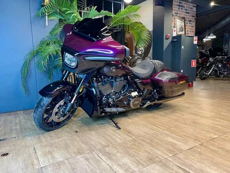 2025 Harley-Davidson CVO Street Glide, фиолетовый, 5850000 рублей, вид 1