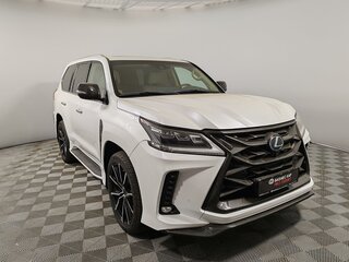 2017 Lexus LX 570 III Рестайлинг 2, белый, 8000000 рублей, вид 3