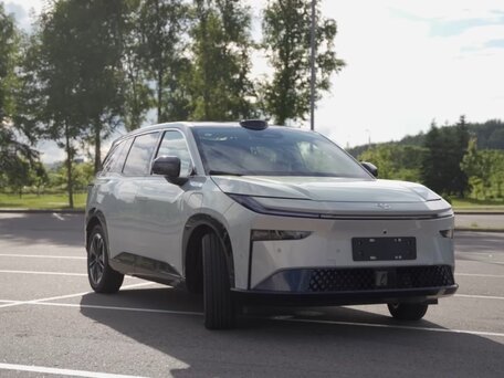 2026 Toyota bZ3X 58.3 kWh, белый, 2900843 рублей, вид 1