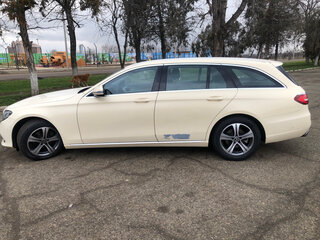 2019 Mercedes-Benz E-Класс 220 d V (W213, S213, C238), бежевый, 2220000 рублей, вид 2