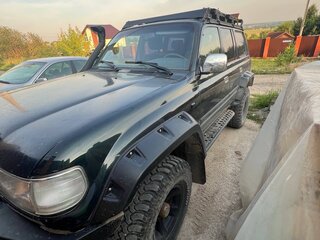 1995 Toyota Land Cruiser 80 Series Рестайлинг, зелёный, 2000000 рублей, вид 2