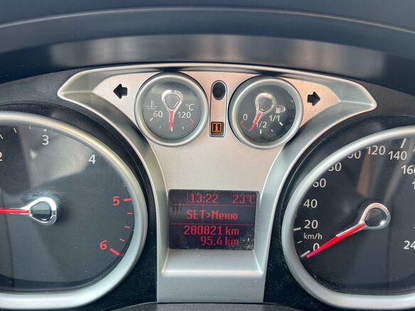 2011 Ford Kuga I, белый - вид 7