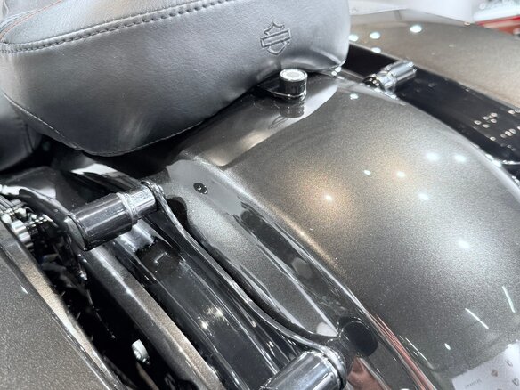 2018 Harley-Davidson CVO Road Glide, чёрный, 2499000 рублей - вид 39