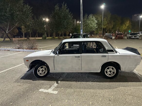 2001 Lada (ВАЗ) 2107, белый, 97000 рублей - вид 4