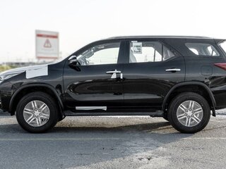 2026 Toyota Fortuner II Рестайлинг, чёрный, 4920000 рублей, вид 5