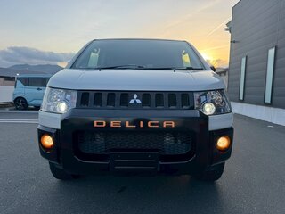 2017 Mitsubishi Delica D:5 I, белый, 2000000 рублей, вид 2