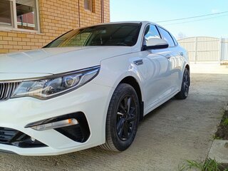 2020 Kia Optima IV Рестайлинг, белый, 2060000 рублей, вид 3