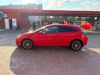 2007 Opel Astra GTC H Рестайлинг, красный, 375000 рублей, вид 3