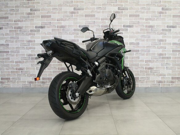2024 Kawasaki Versys 650, зелёный, 907000 рублей - вид 3