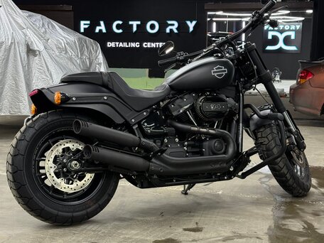 2021 Harley-Davidson Fat Bob, чёрный, 1850000 рублей, вид 3