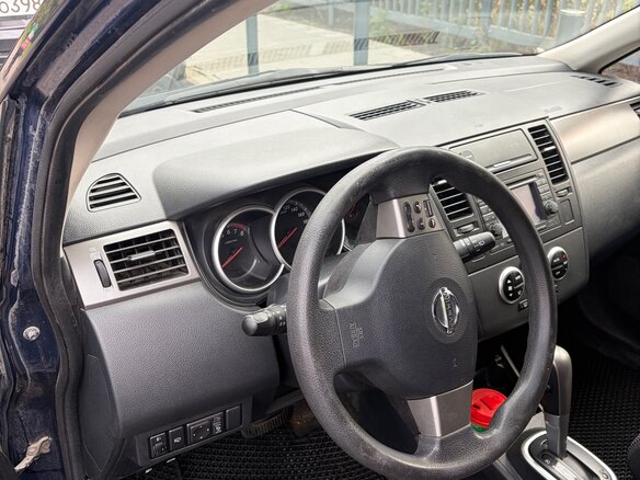 2011 Nissan Tiida I Рестайлинг, синий - вид 8