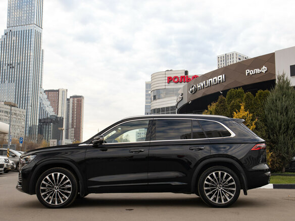 2025 Geely Monjaro (Xingyue L) I Рестайлинг (China Market), чёрный, 3638000 рублей - вид 5