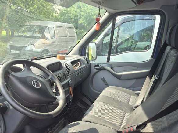 2017 Mercedes-Benz Sprinter Classic, синий - вид 6