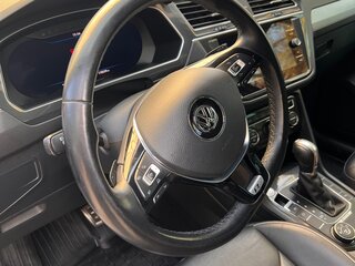 2018 Volkswagen Tiguan II, белый, 2500000 рублей, вид 5