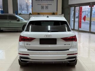 2022 Audi Q3 35 TFSI II (F3), белый, 1975000 рублей, вид 3