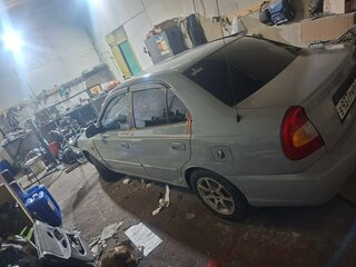 2003 Hyundai Accent II, серебристый, 260000 рублей, вид 4