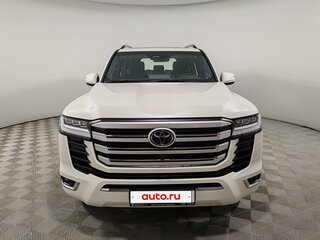2026 Toyota Land Cruiser 300 Series, белый, 16500000 рублей, вид 2