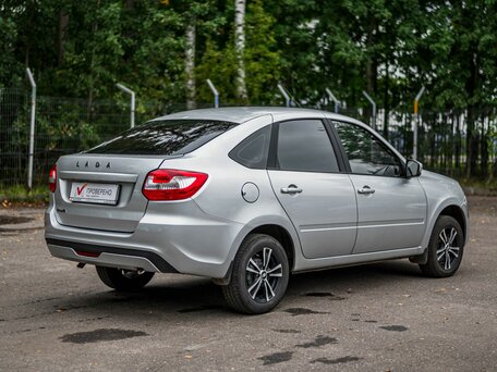 2025 Lada (ВАЗ) Granta I Рестайлинг, серый, 792000 рублей, вид 2