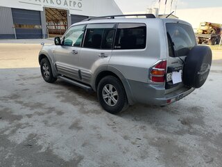 2002 Mitsubishi Pajero III Рестайлинг, серый, 1200000 рублей, вид 5