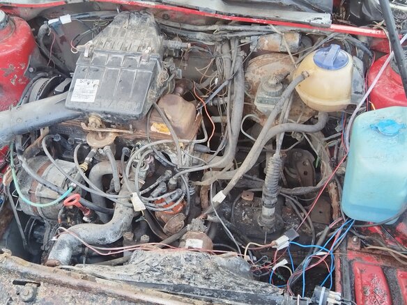 1991 Volkswagen Jetta II, красный, 70000 рублей - вид 8