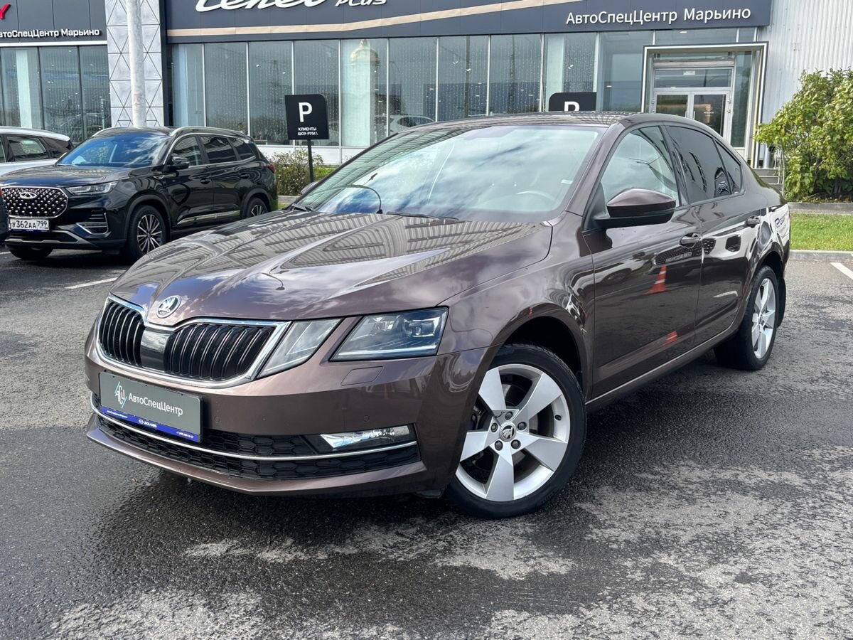 Открыть фотографии: Skoda Octavia III (A7) Рестайлинг