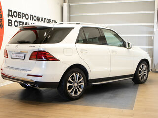 2015 Mercedes-Benz GLE 400 I (W166), белый, 3749000 рублей, вид 4