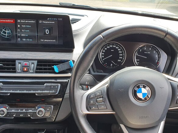 2019 BMW X1 18i sDrive II (F48) Рестайлинг, чёрный, 1950000 рублей - вид 6