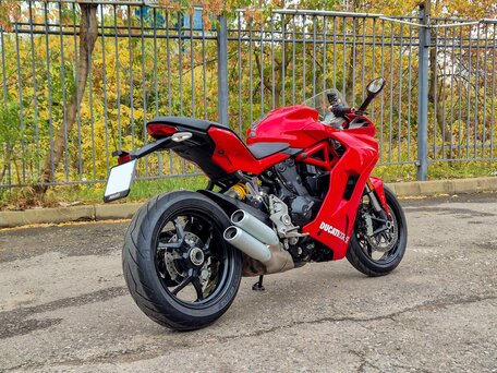 2017 Ducati Supersport, красный, 700000 рублей, вид 3