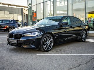 2020 BMW 5 серии 520d VII (G30/G31/G38) Рестайлинг, чёрный, 3848000 рублей, вид 3