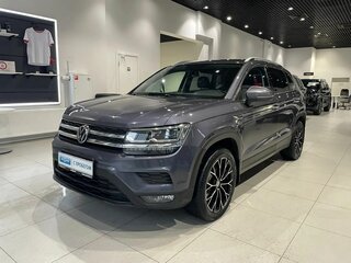 Volkswagen Tharu I
