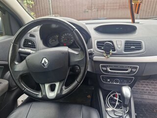 2011 Renault Megane III, серый, 350000 рублей, вид 3