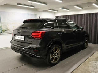 2024 Audi Q2 L 35 TFSI I Рестайлинг, чёрный, 3099000 рублей, вид 4
