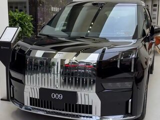 2026 Zeekr 009 I Рестайлинг, чёрный, 13850000 рублей, вид 2