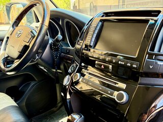 2012 Toyota Land Cruiser 200 Series Рестайлинг 1, чёрный, 3900000 рублей, вид 5