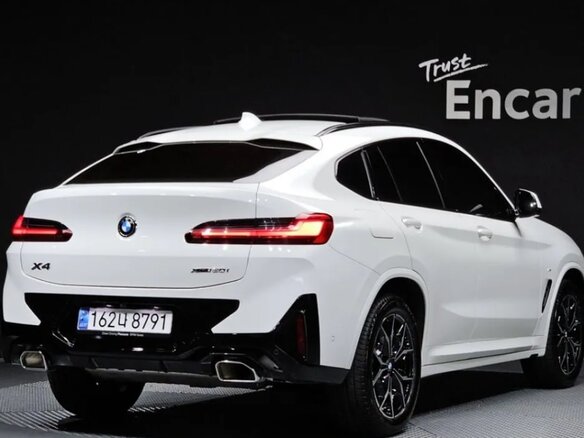 2025 BMW X4 20i II (G02) Рестайлинг, белый, 6669836 рублей - вид 1