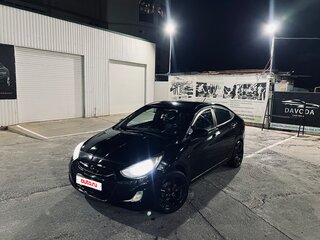 2011 Hyundai Solaris I, чёрный, 430000 рублей, вид 1