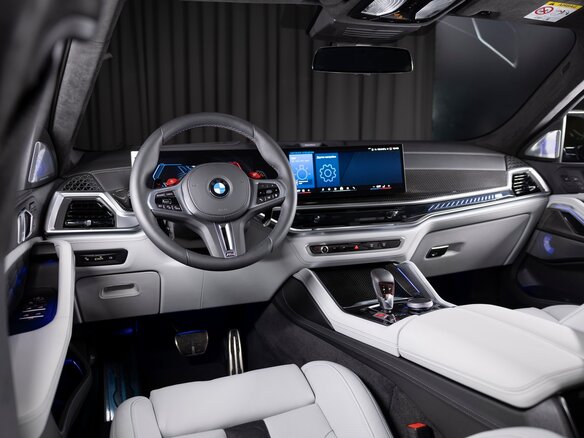 2026 BMW X6 M Competition III (F96) Рестайлинг, чёрный, 31169000 рублей - вид 2