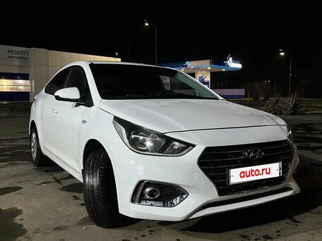 2017 Hyundai Solaris II, белый, 800000 рублей, вид 5