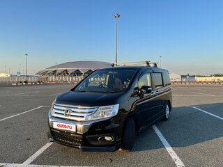 2013 Honda Stepwgn Spada IV Рестайлинг, чёрный, 1700000 рублей, вид 4
