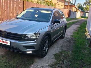 2019 Volkswagen Tiguan II, серебристый, 3050000 рублей, вид 4