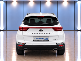 2021 Kia Sportage IV Рестайлинг, белый, 2647000 рублей, вид 3