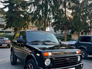 2020 Lada (ВАЗ) 2121 (4x4) Urban I Рестайлинг (2020), чёрный, 730000 рублей, вид 2