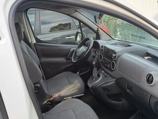 2013 Citroen Berlingo II Рестайлинг, белый, 450000 рублей, вид 5