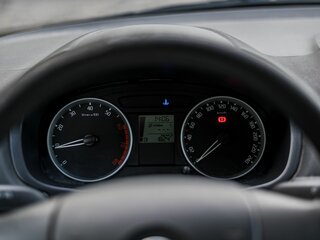 2008 Skoda Fabia II, красный, 309000 рублей, вид 5