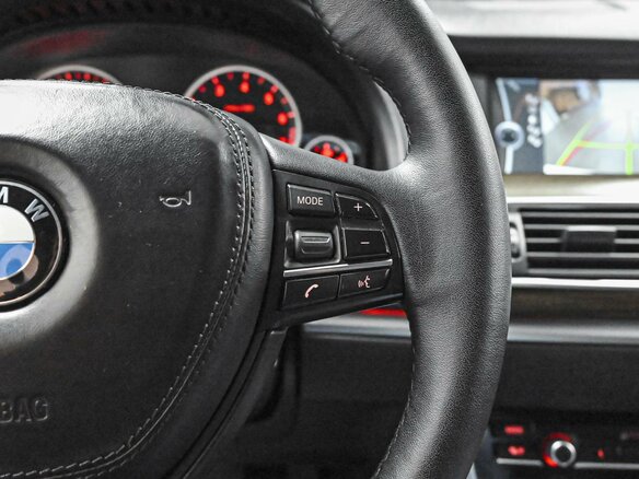 2012 BMW 5 серии Gran Turismo 535i xDrive VI (F10/F11/F07), белый, 2479000 рублей - вид 19
