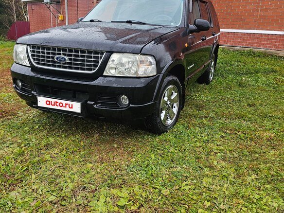 2005 Ford Explorer III, чёрный, 850000 рублей