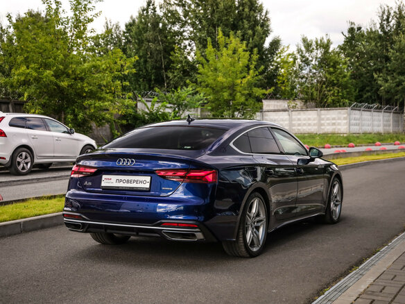 2021 Audi A5 Sportback 45 TFSI II (F5) Рестайлинг, синий, 3925000 рублей - вид 5